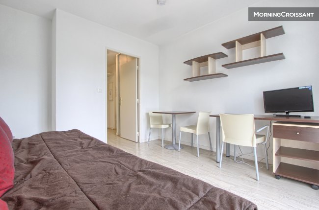 Studio proche RER A - Cergy