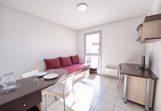 Super studio côté boulevard