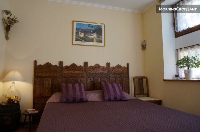 Chambre double. Dijon, au calme