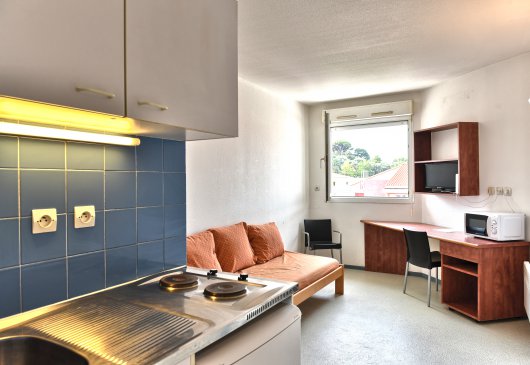 Studio en face du Mont Boron