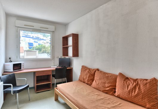 Studio meublé indépendant