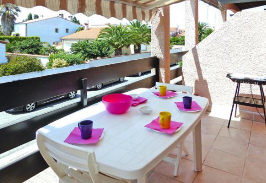 Parking et terrasse T3