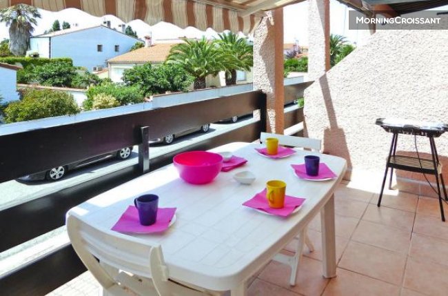 Parking et terrasse T3