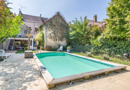 Chambres privées face aux vignes