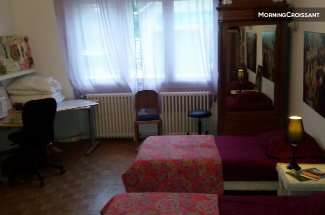 Chambre meublée chez particuliers