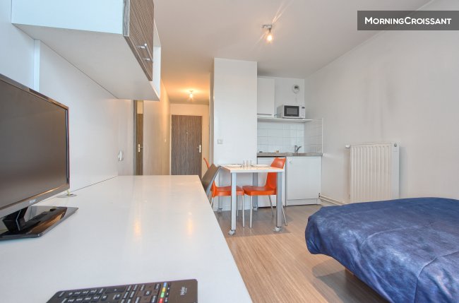 Studio lumineux proche gare Chelles