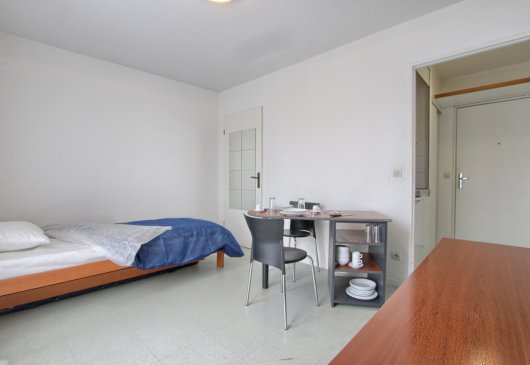 Studio moderne Paris 19ème