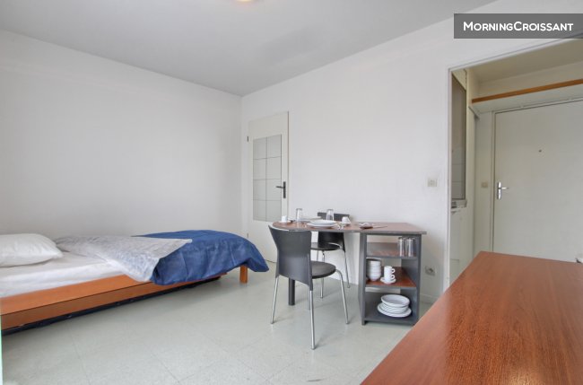 Studio moderne Paris 19ème