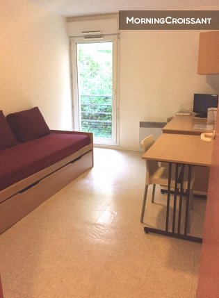 Exceptionnel à deux pas des arènes