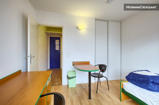 Studio tout équipé avec piscine