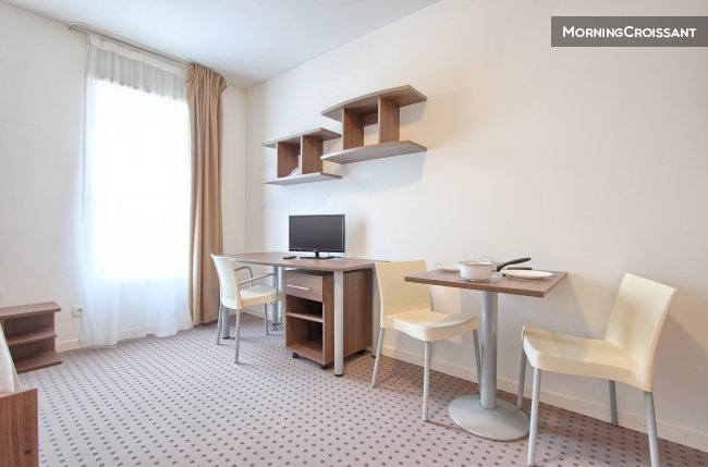 Super studio proche de Paris