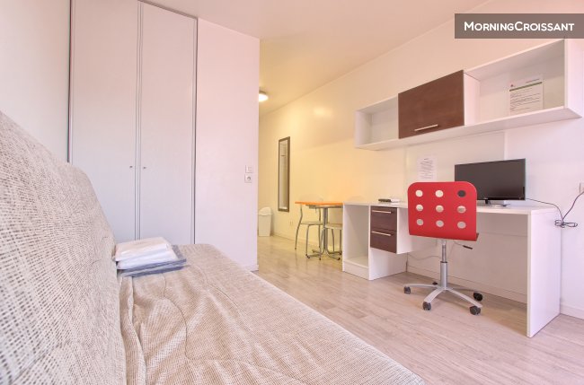 Beau studio meublé 18m2