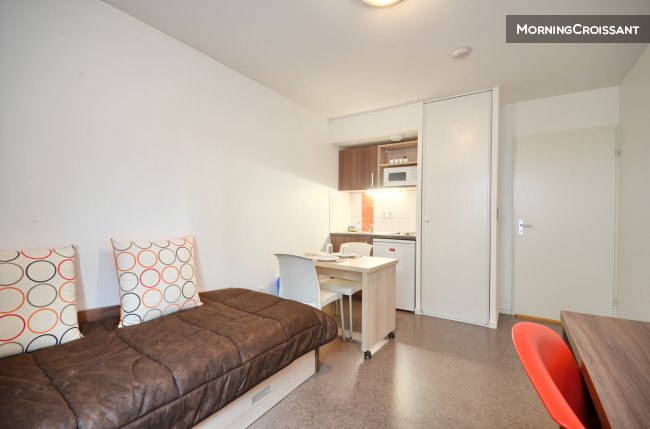 Studio sympathique et pratique  