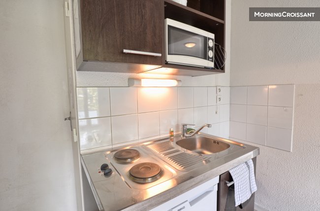 T2 à Lyon bord du Rhône