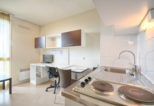 Studio proche centre Lambret