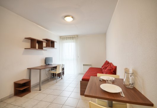 Studio meublé avec parking