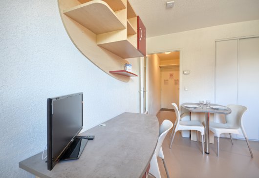 Studio meublé pour 2, centre