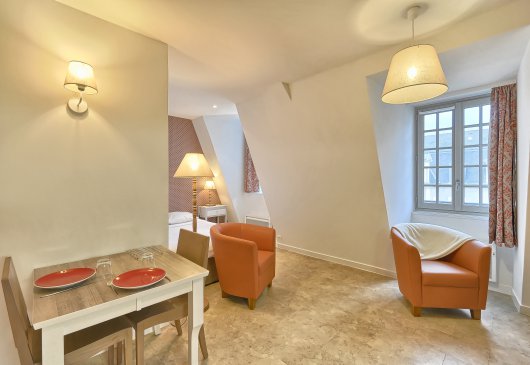 Apt renové dans ancien couvent