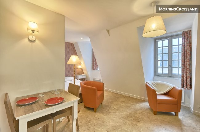 Apt renové dans ancien couvent