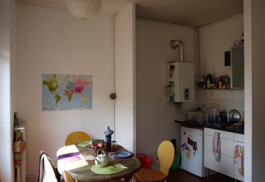 chambre privée-calme et claire