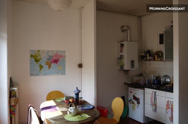 chambre privée-calme et claire