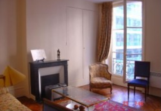 T3 parisien idéalement situé