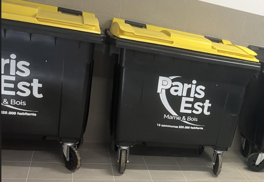 2 pièces buttes Chaumont