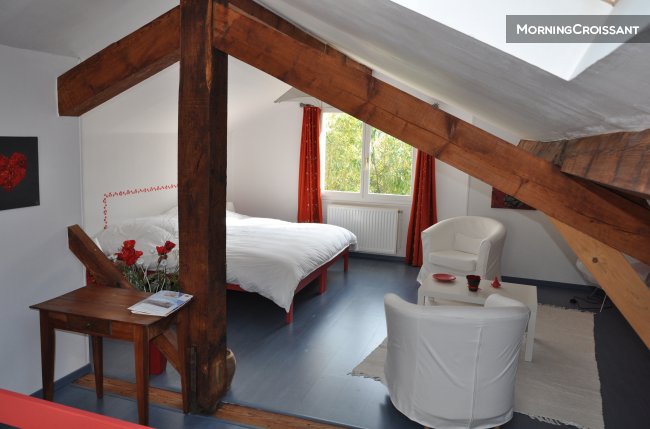 La Rouge - Chambre d'hôte Le Mûrier