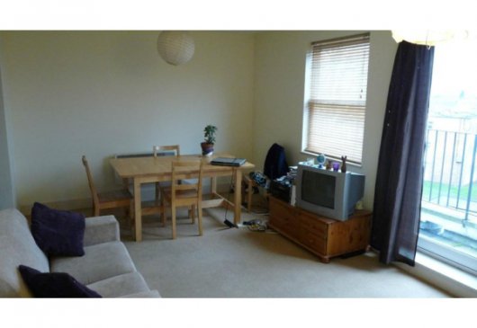 Super chambre dans apartement neuf