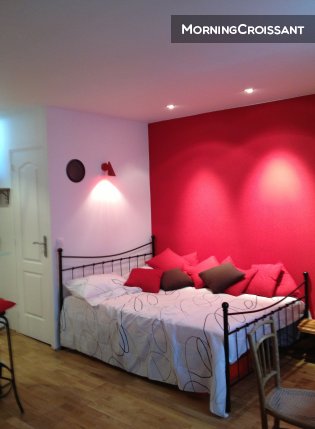 BONBONNIERE ROUGE coeur Montmartre