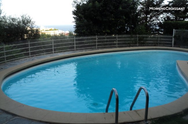 Joli studio avec piscine à Nice
