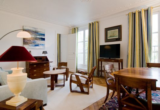 A 2 pas de la Seine et Saint Michel