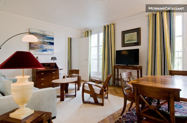 A 2 pas de la Seine et Saint Michel