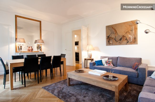 Grand appartement Bd St Michel 2 ch