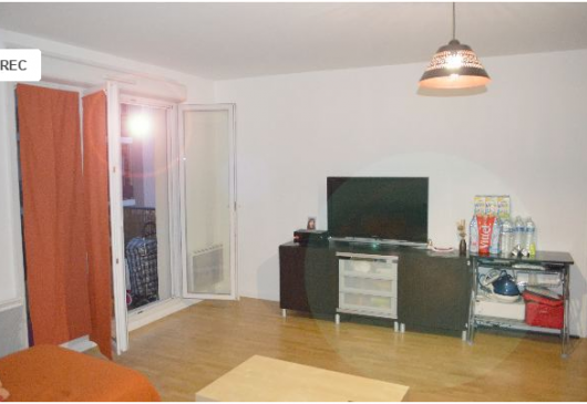 Très beau studio à 2 pas de Paris