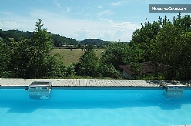 Riverside Chalet avec piscine (4)