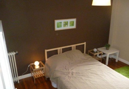 Beau et calme F1 proche centre