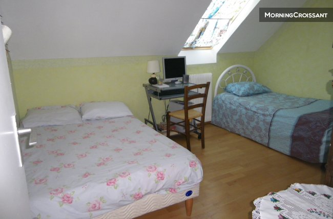 Chambre meublée près de Paris