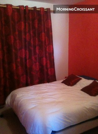 Maison neuve luxueuse avec billard 