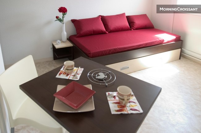 Studio tout équipé proche du métro