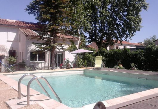 Maison piscine privée chauffée