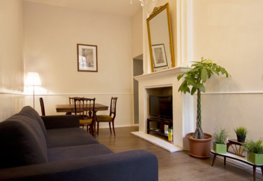 Centre ville - Apt charme + Cour 