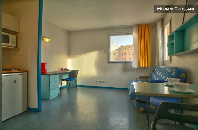 Beau studio Espace Mayol