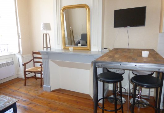 Joli T2 de style plein centre