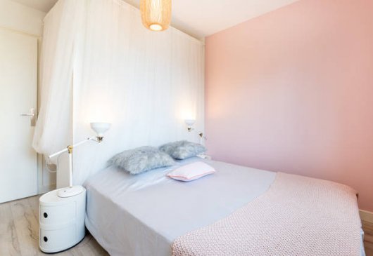 Chambre rénovée avec dressing !