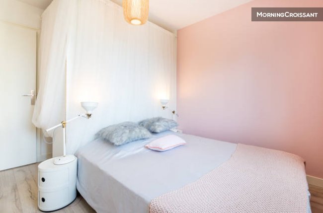 Chambre rénovée avec dressing !