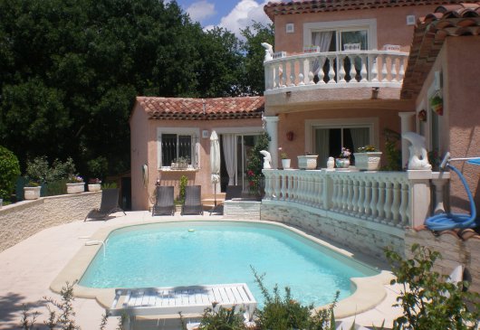 Villa belles prestations + piscine