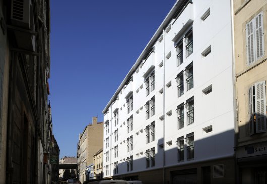 Studio moderne, idéalement situé