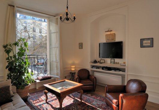 T2 moderne décoré avec soin