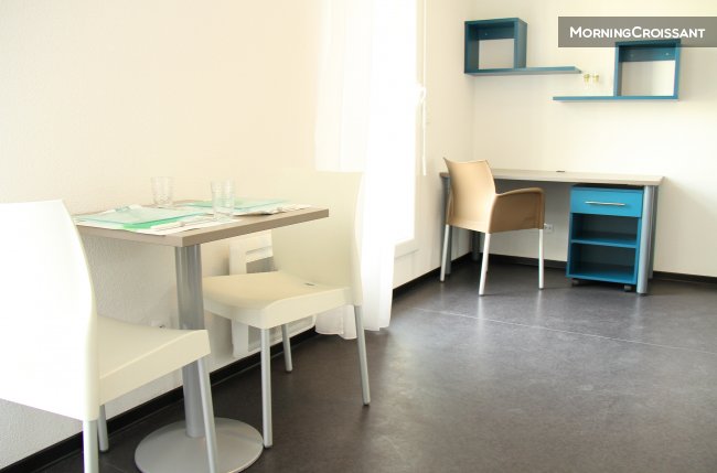 Studio proche gare St. Charles